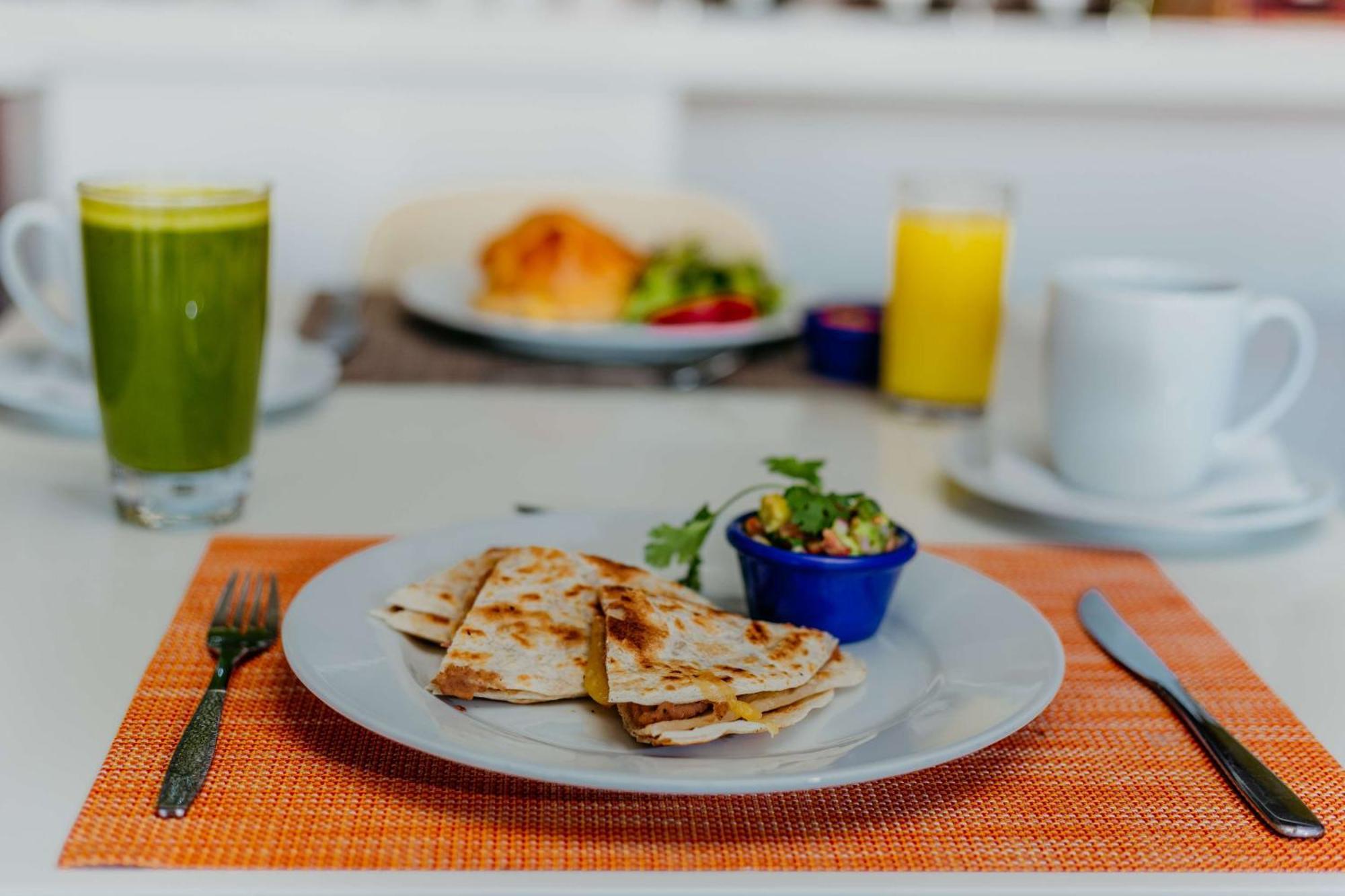 Hilton Garden Inn Silao Aeropuerto Bajio Kültér fotó